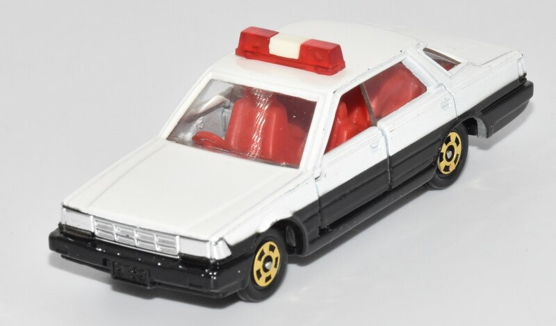 Tomy Tomica Red Box Made in Japan Nissan Cedric Patrol Car 58 3 1 あり