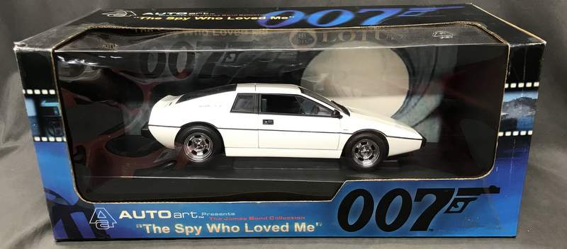 Autoart The James Bond Collection The Spy Who Loved Me James Bond