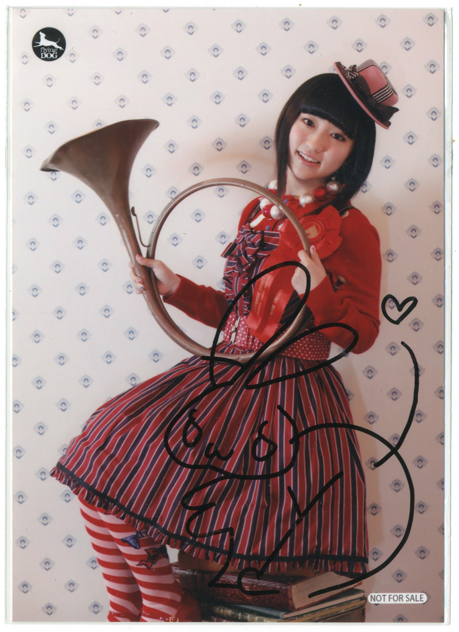 悠木碧 直筆サイン入り写真