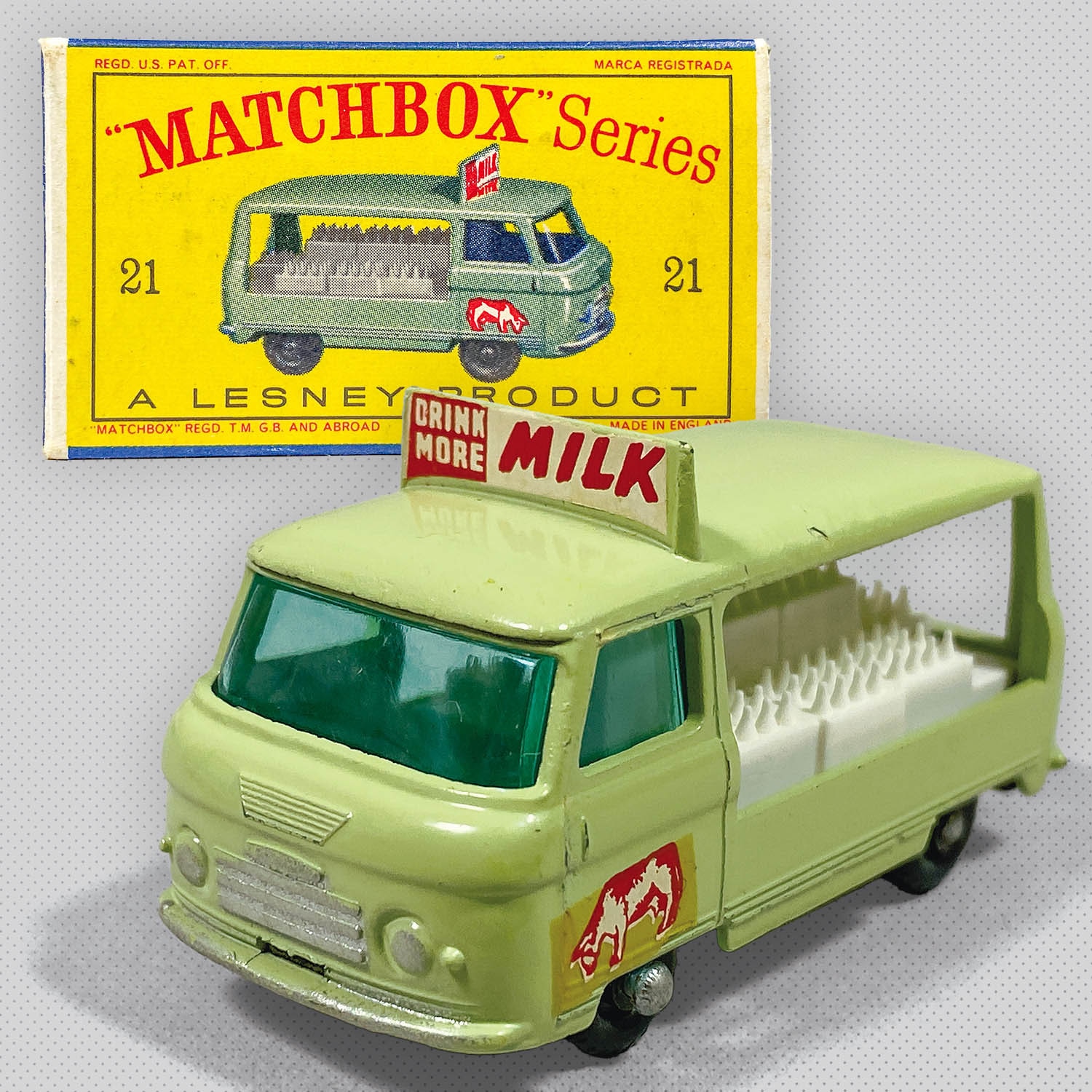 ミニカー MATCHBOX SERIES no21 MILK DELIVERY TRUCK s-l400.jpg