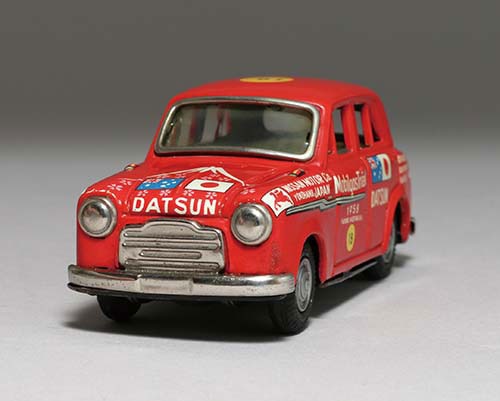 【昭和レトロ】BCバンダイ 豪州ラリー ダットサン 富士号 & 桜号 211 バンダイ ダットサン 1000 セダン 210 富士号(Datsun 1000 sedan 210 fuji)