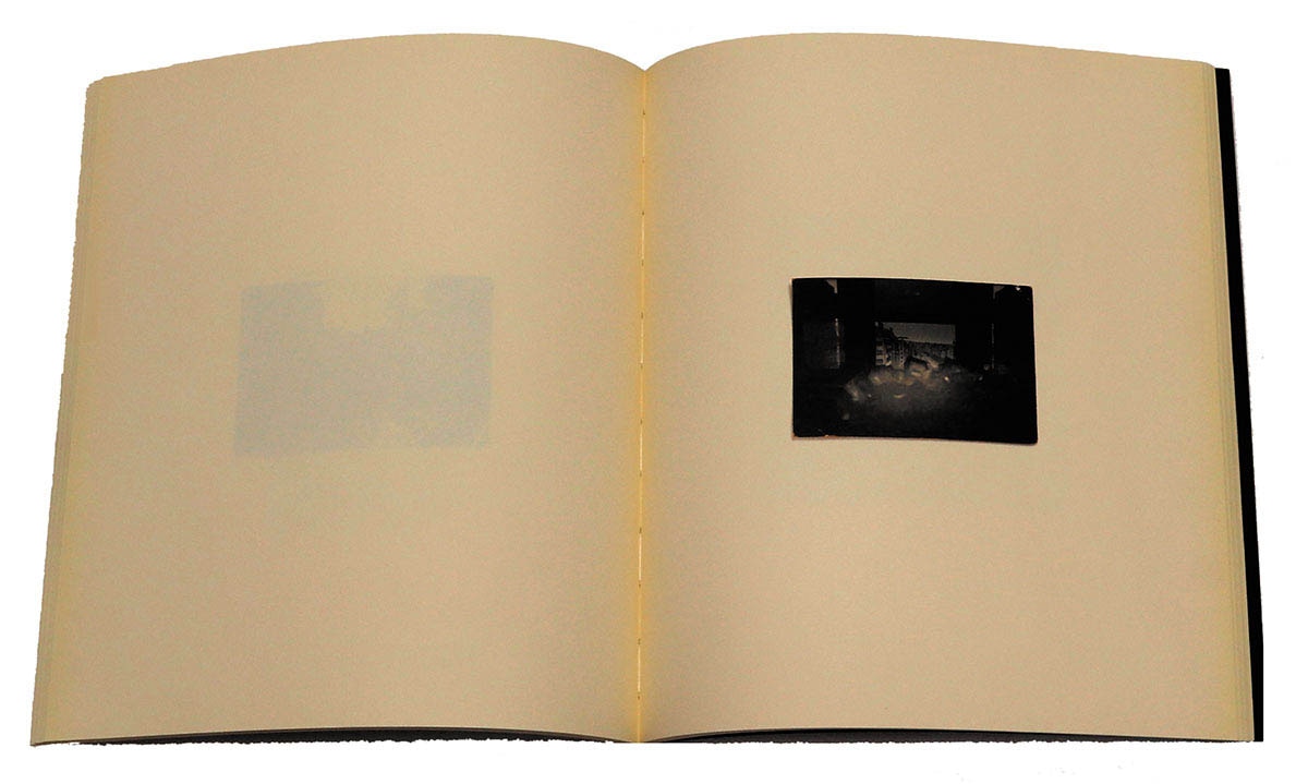 Nazraeli Press/山本昌男「空の箱 A Box of KU」