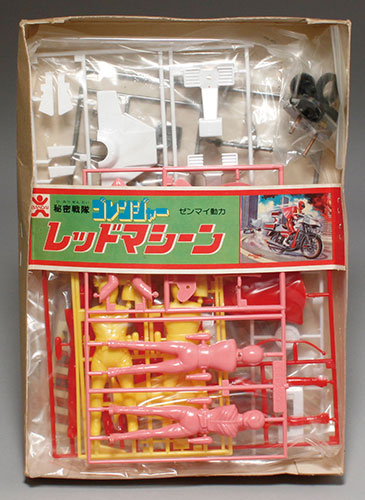 バンダイ 秘密戦隊ゴレンジャー レッドマシーン プラモデル