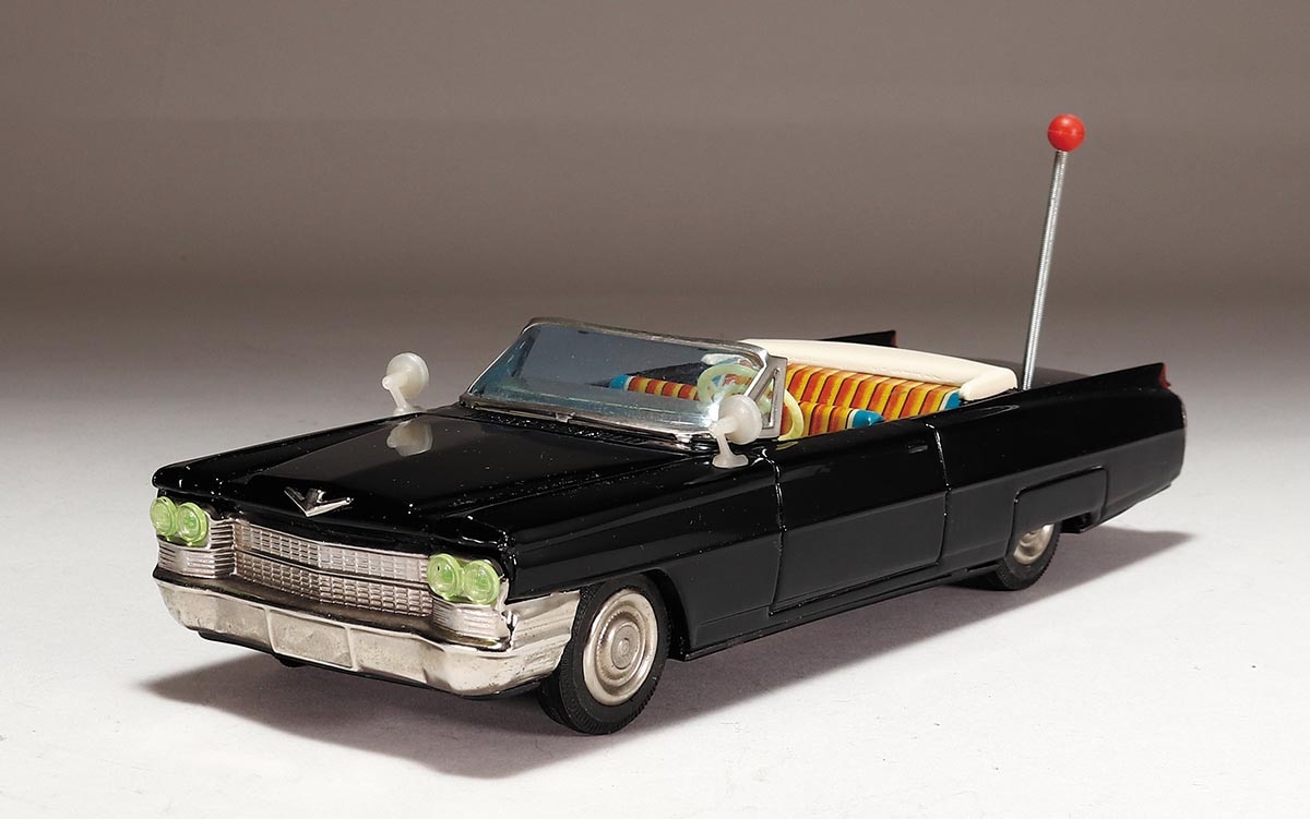 VINTAGE CADILLAC POLICE TIN TOY CAR 60's MADE IN JAPAN
