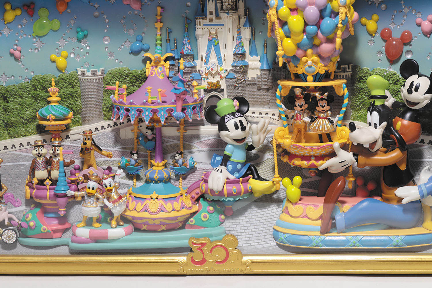 Tokyo Disneyland Happy Moo Year Figurine Set - ID