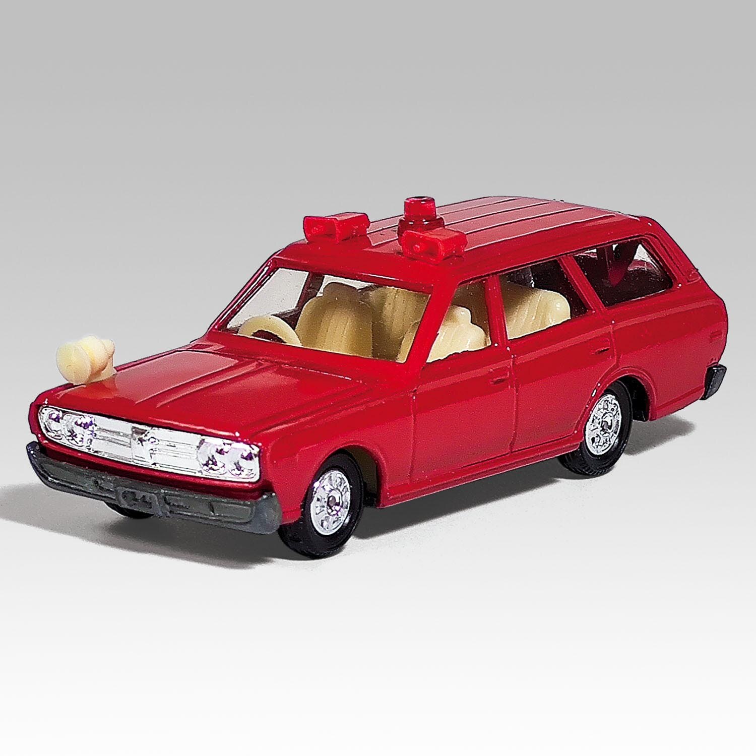 78-1-9 Tomica Cedric Fire Chief Car