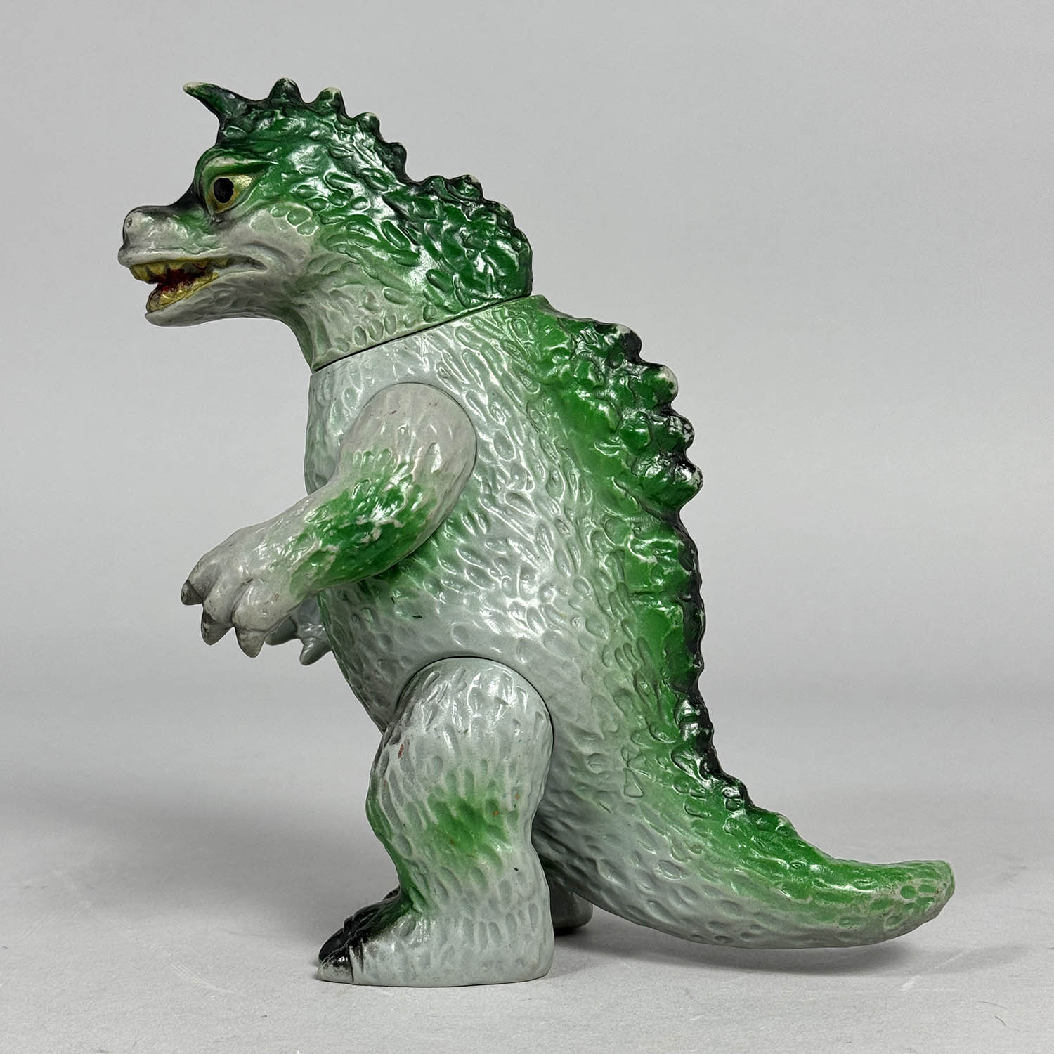 ヒロ様専用❤︎復刻堂 宇宙怪獣1号しわ怪獣（オレンジ成型/目金