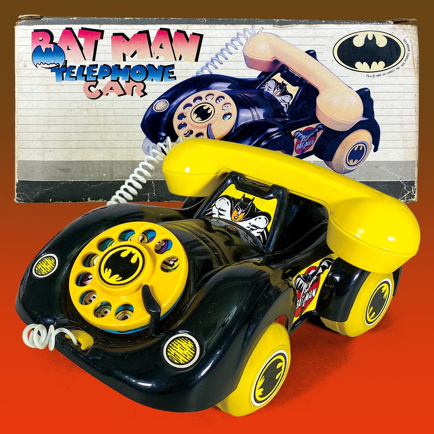 Batman Telephone Car