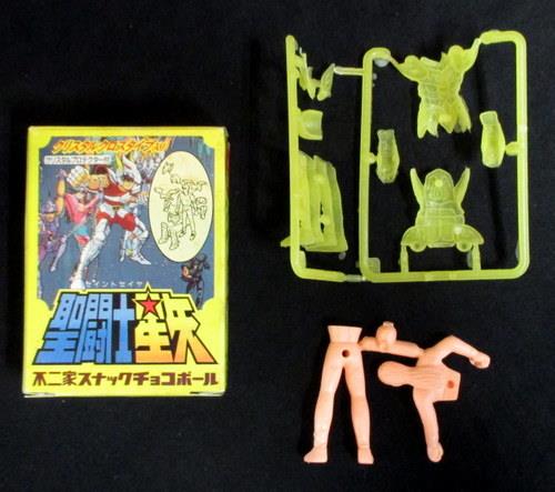不二家スナックチョコボール 聖闘士星矢 クリスタルクロスタイプ入り 【アリエスムウ】
