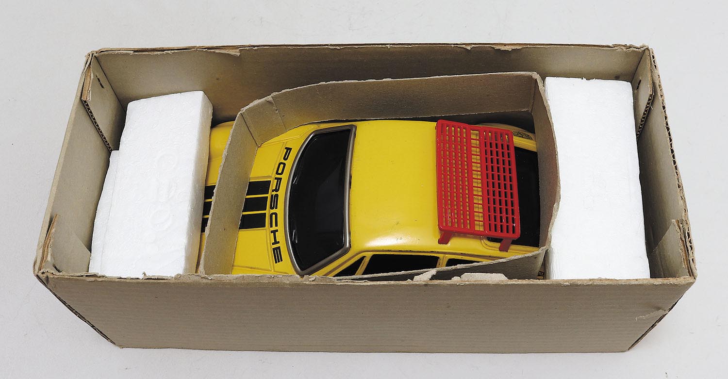アルプス商事 ワンタッチカー・ポルシェ