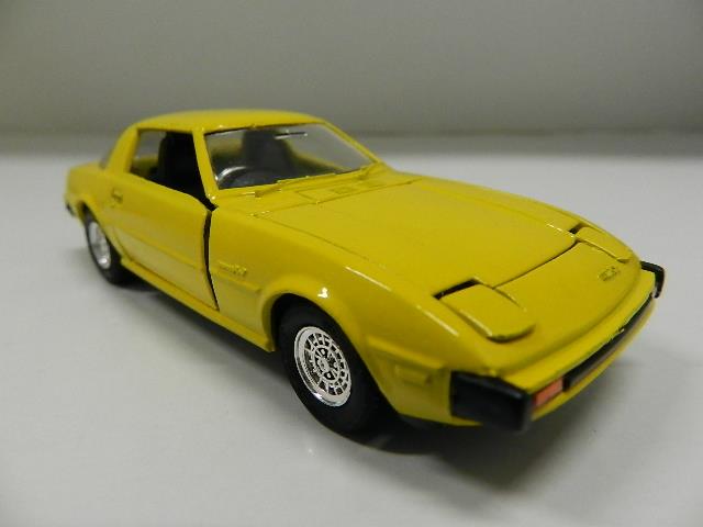 ダイヤペット　マツダ　サバンナ　クーペ　G-7 1/40 ヨネザワ ダイヤペット マツダサバンナ RX-7 1/40 イエロー G114
