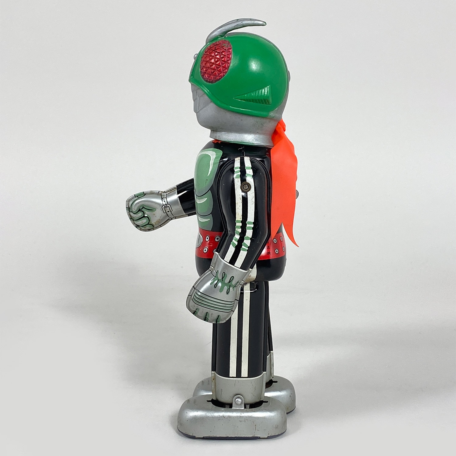 1038] ゼンマイ歩行 新 仮面ライダー