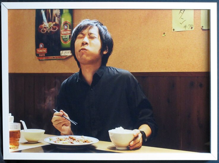 白井悠介 直筆サイン入り写真「シラサカの拍手喝采!写真展matisoi」