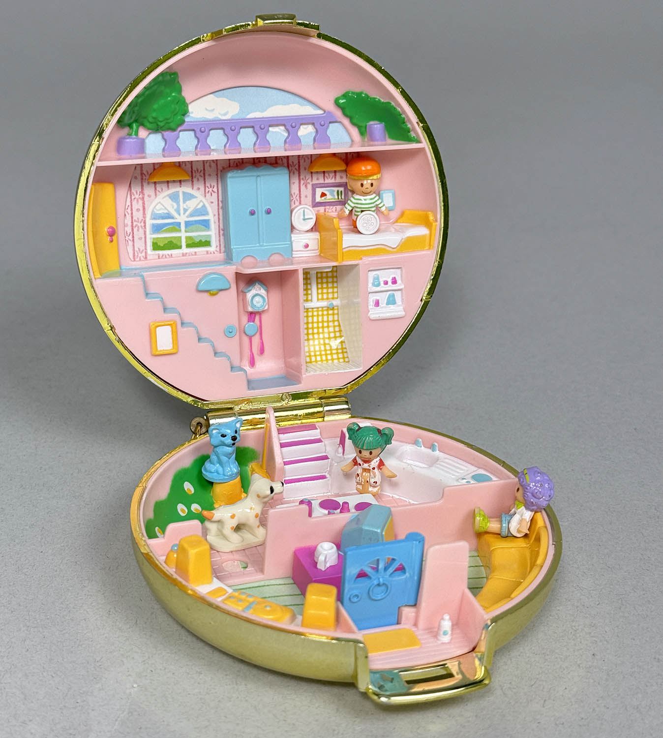 5522] 虹の妖精エンジェルポケット 伝説のコンパクト 金色になっ