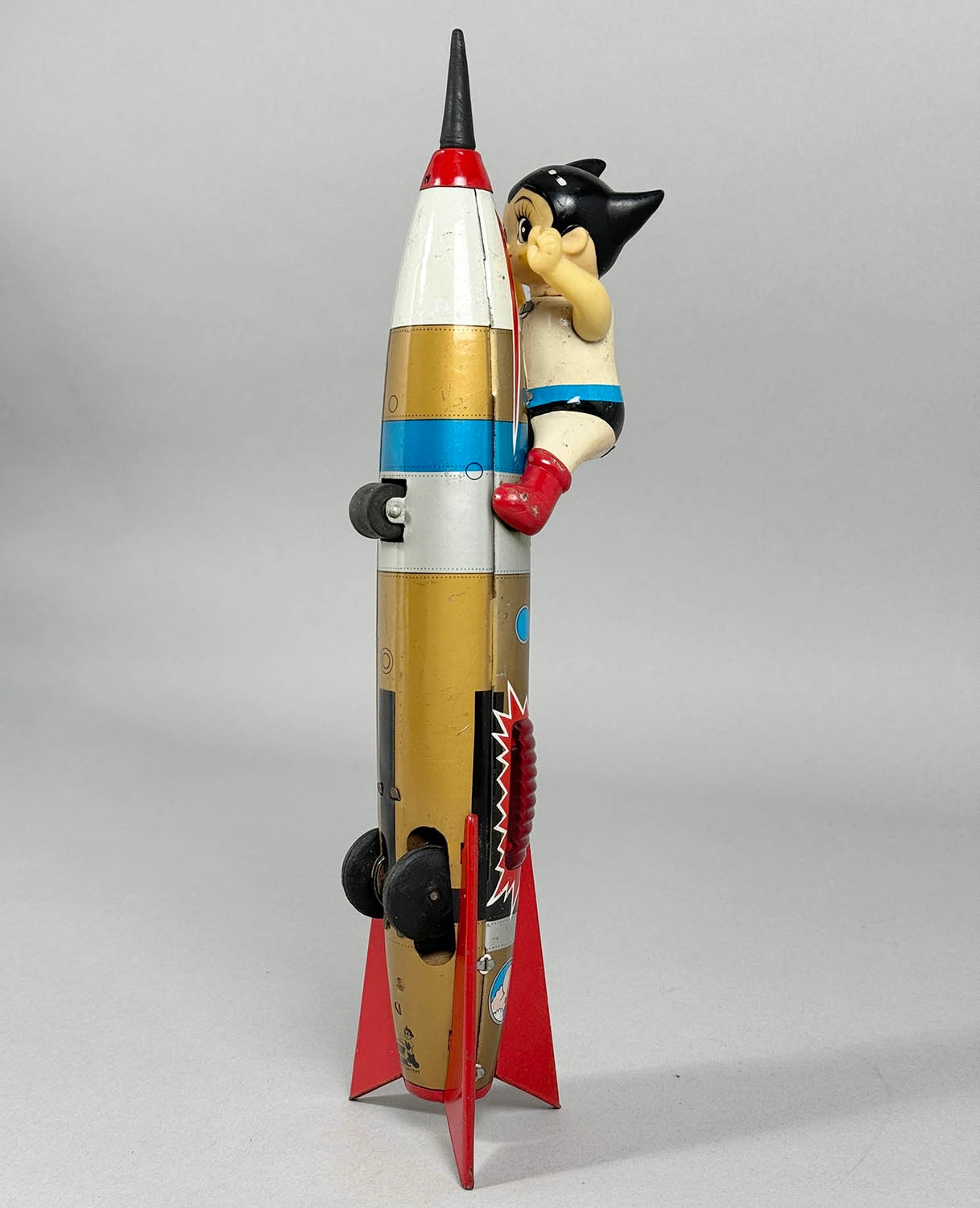 アトム ロケット置き時計 アトム ロケット置き時計 Yahoo!オークション -「鉄腕アトム