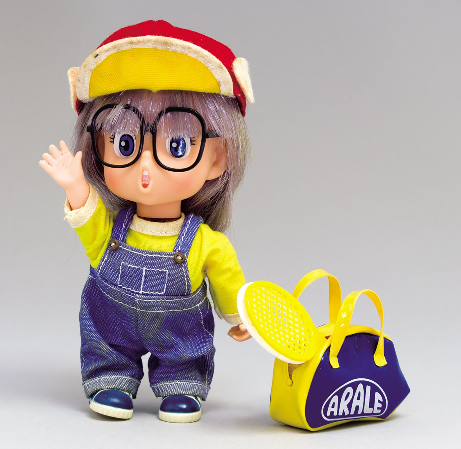 ポピー んちゃ.アラレちゃん 服オーバーオール黄シャツ