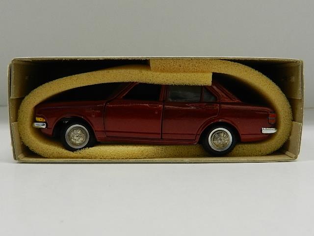 ヨネザワ ダイヤペット 3桁番号 トヨタ コロナ 1600SL 1/40 No.215