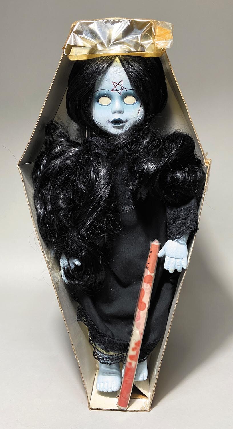 LIVING DEAD DOLLS 18インチポーセリンドール　Abigail LIVING DEAD DOLLS 18インチポーセリンドール Abigail LIVING DEAD