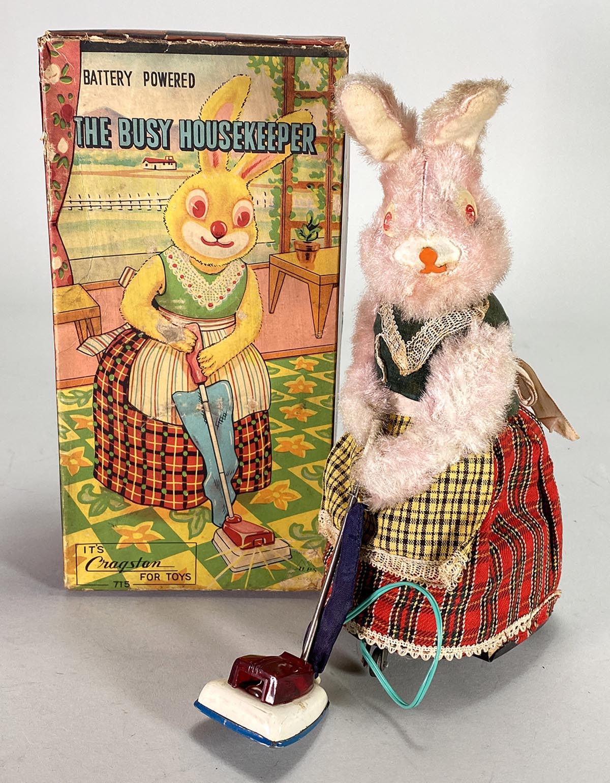 うさぎの執事　イギリス製 ハリー・ウィンストンから、卯年を記念した「HW プルミエール