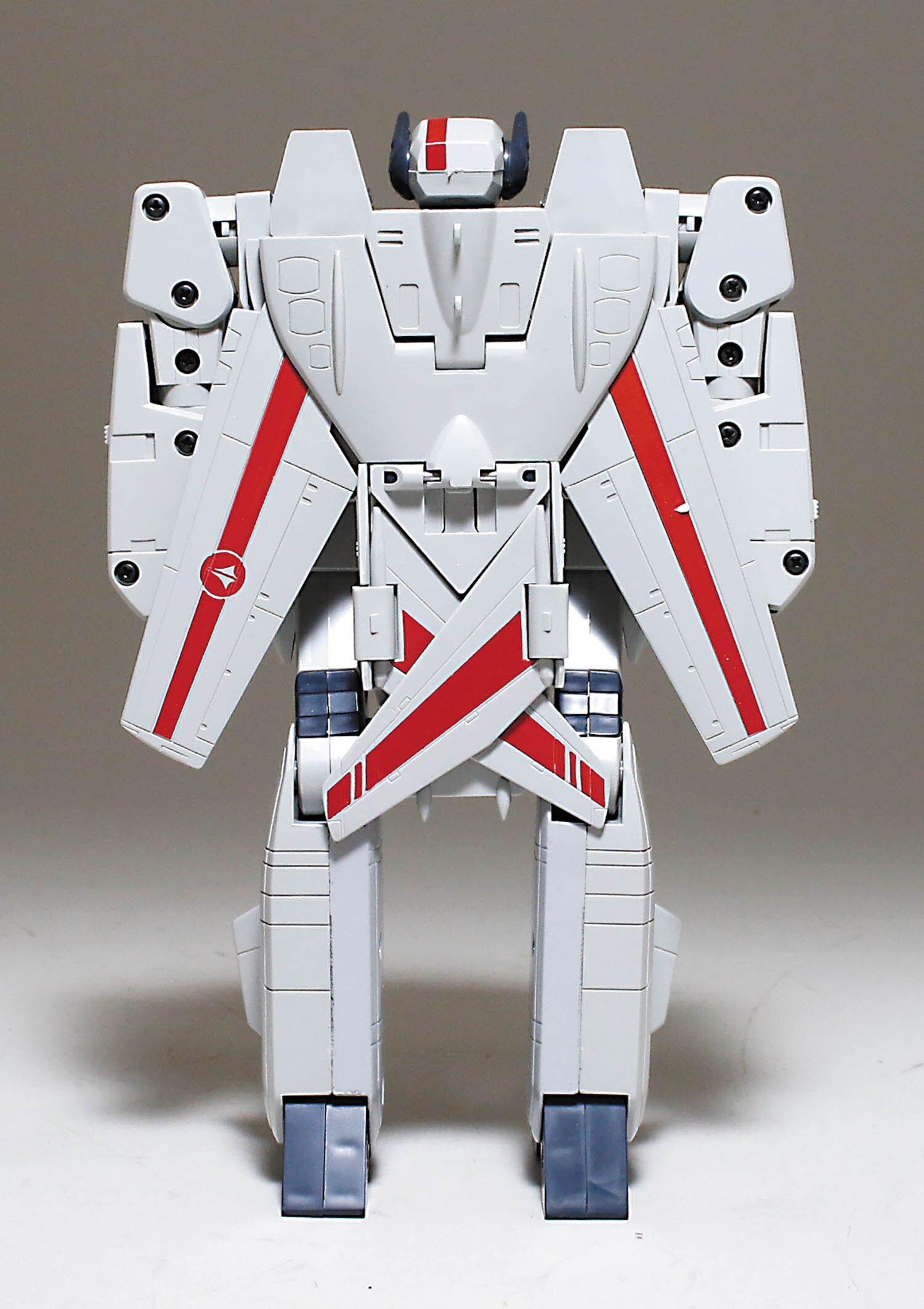 タカトクトイス VF-1J バトロイド・バルキリー