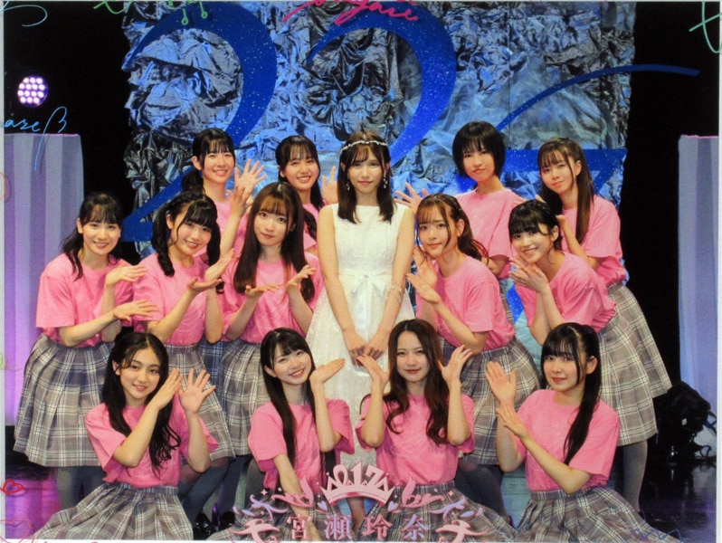 22/7 宮瀬玲奈卒業コンサート」メモリアル額装写真 