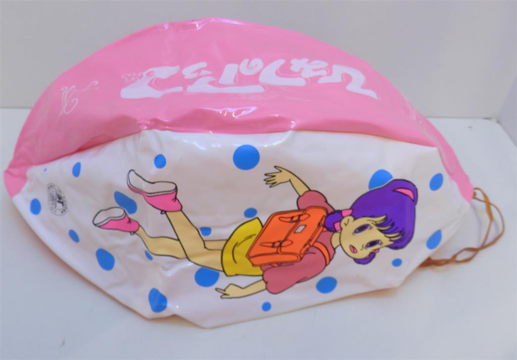 タカラ 2代目ひみつのアッコちゃん ビーチボール 40cm