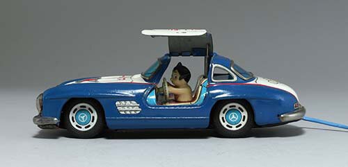バンダイ 鉄腕アトムパトカー