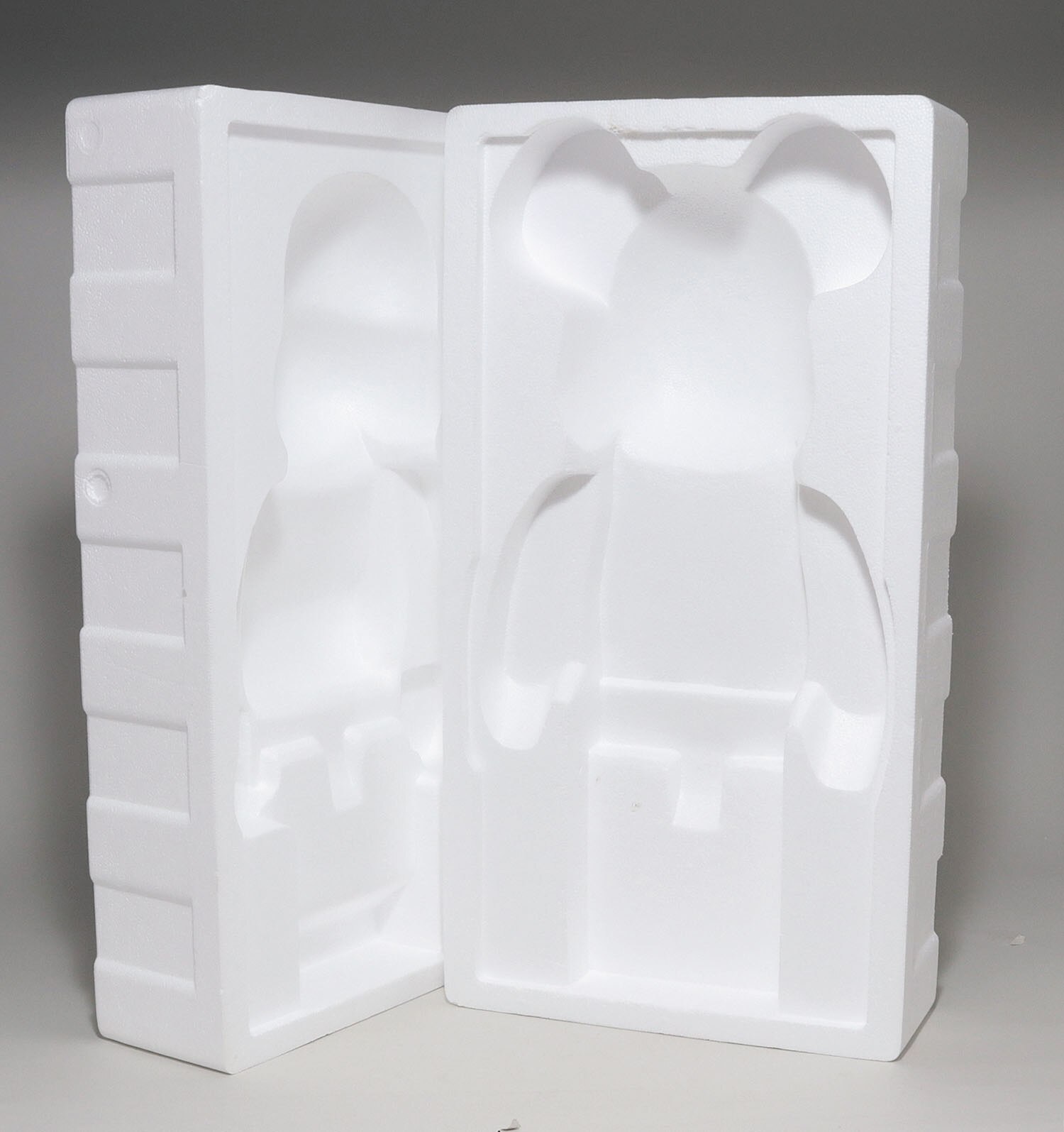 メディコムトイ BE@RBRICK 1000％ ステューシーワールドツアー白