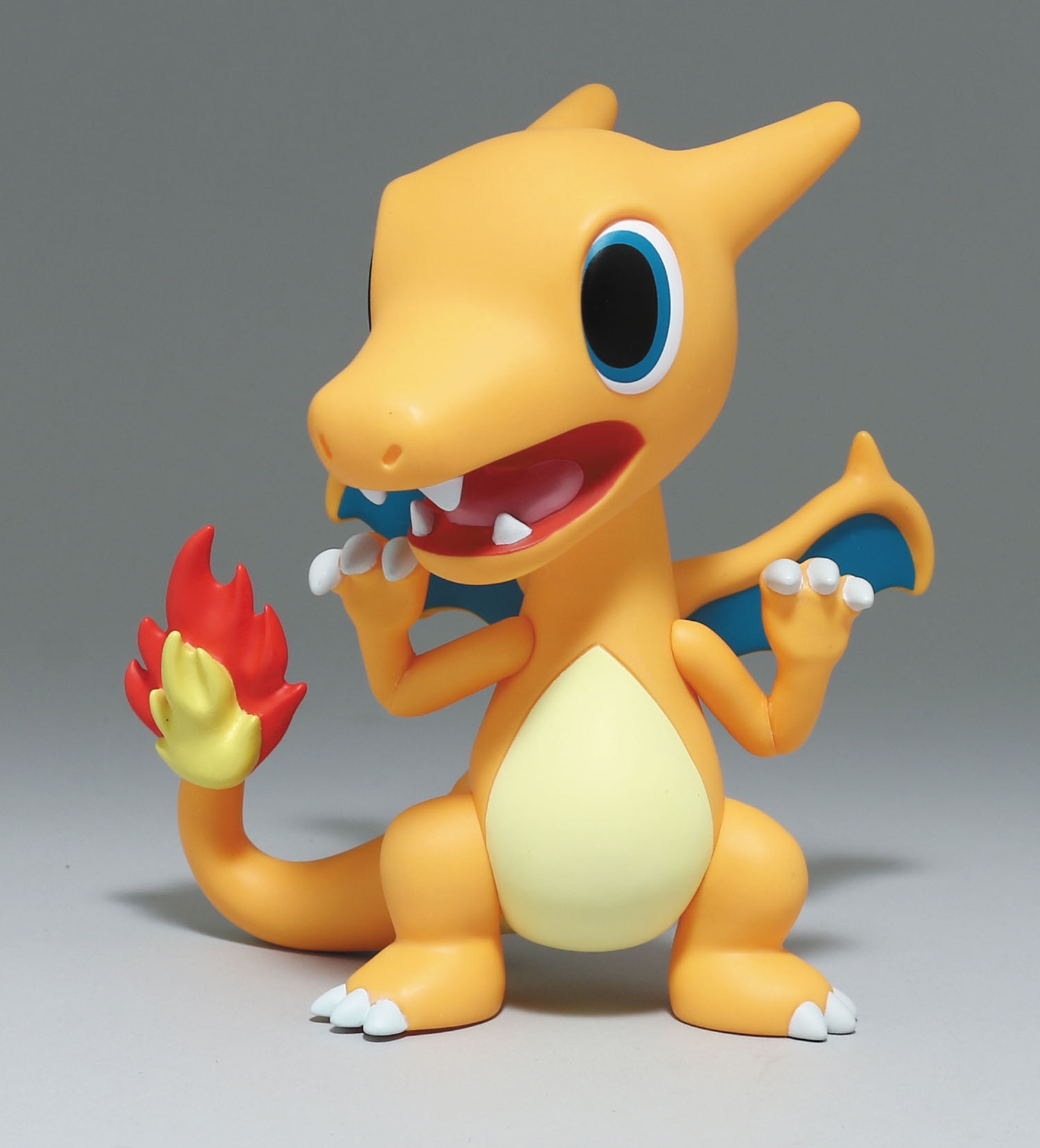 世界の ソフビフィギュア リザードン Pokemon time ゲームキャラクター