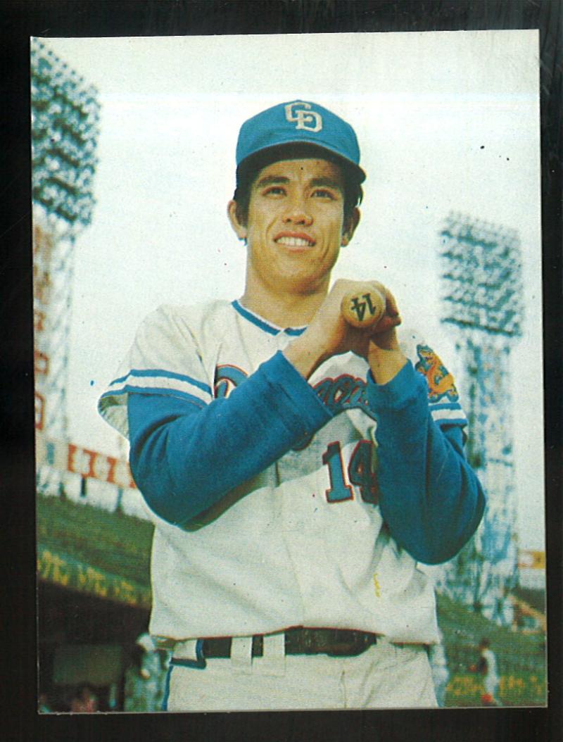 カルビー プロ野球カード 1973年度版 №67 谷沢健一 バット