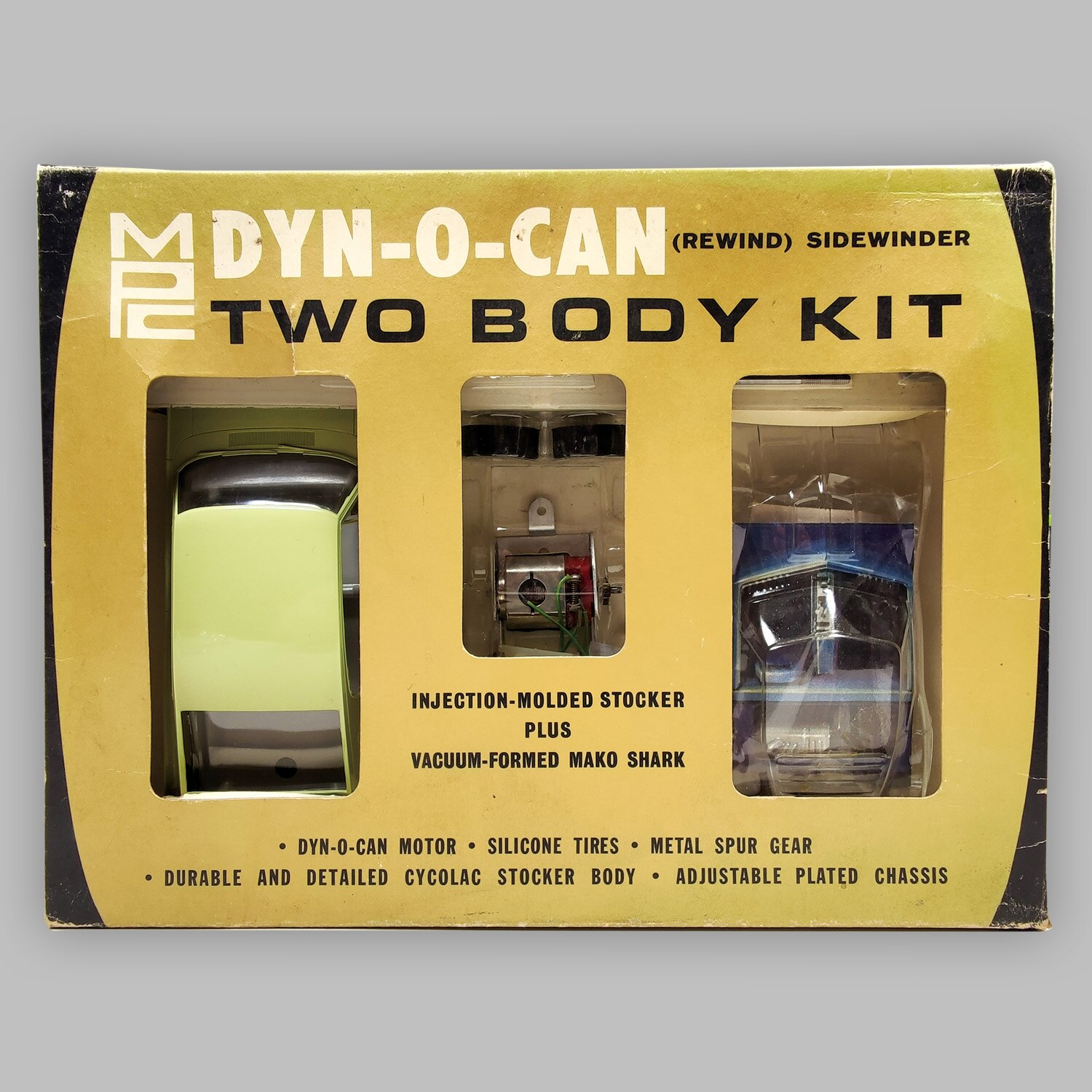 MPC DYN-O-CAN TWO BODY KIT ダッジ・チャージャー ストリート with マコシャーク