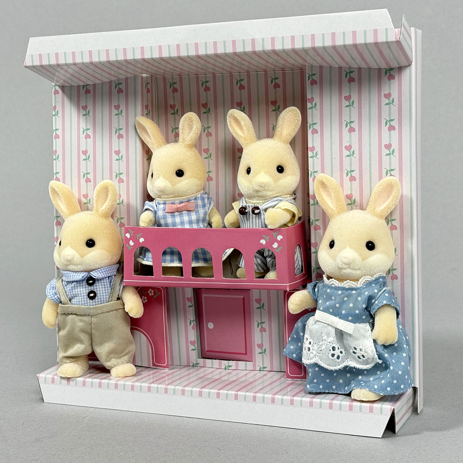 【レア】エポック　シルバニアファミリー　ピンクわたウサギファミリー 新品未使用】シルバニアファミリー✿ピンクわたウサギファミリー