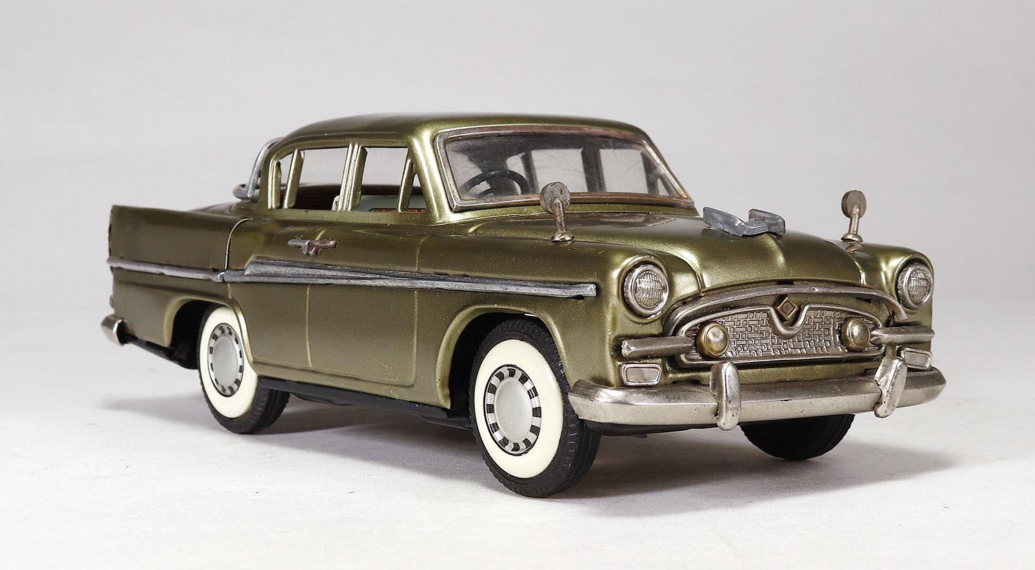 アサヒ玩具 トヨペット クラウン 1900 デラックス ゴールド