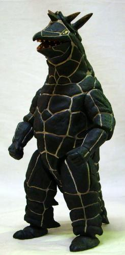 エクスプラス 大怪獣シリーズ ドラコ X-PLUS ウルトラマン エクスプラスより「大怪獣シリーズ ドラコ」が新規造形の「Ver.2」と