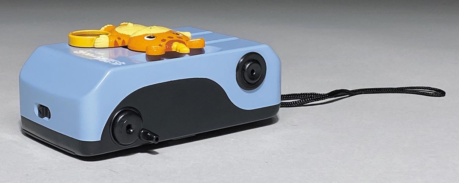 バンプレスト 快獣ブースカ セピア切替え付カメラ ブルー