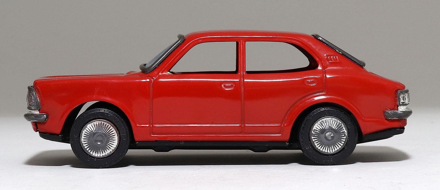 三友×コウワコウギョウ トヨタ カローラ 1400 ハイデラックス