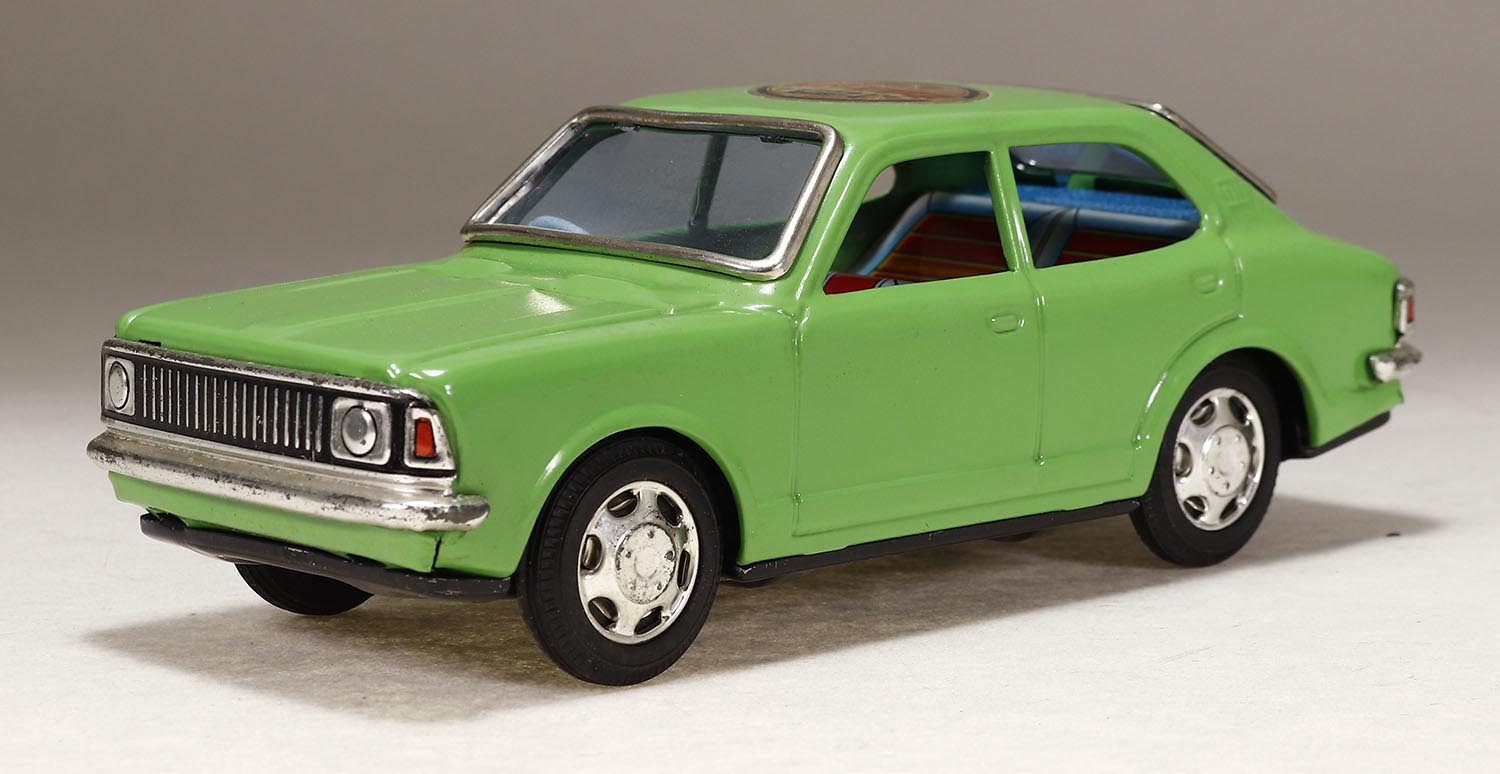 光球商会 トヨタ カローラ 1400 ハイデラックス<br>