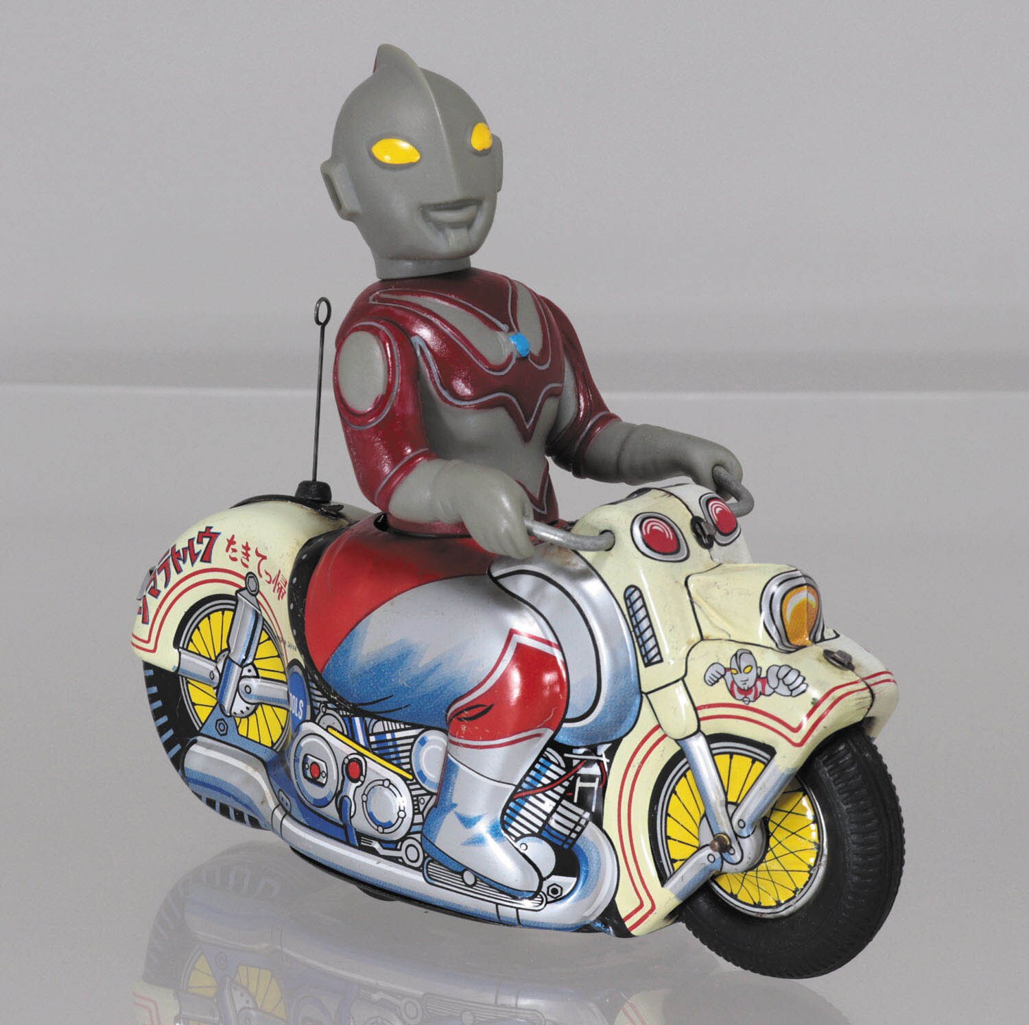 The Return of Ultraman Motorcycle