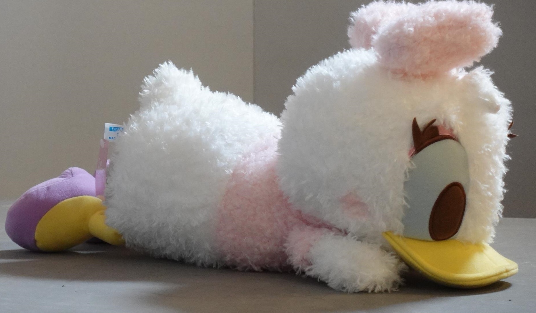 Sega mega jumbo red cheeks Nesoberi fluffy Plush Stuffed Toy pastel color  Ver. Daisy | Mandarake Online Shop