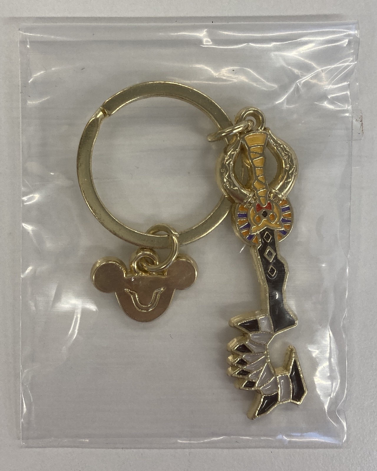 Kingdom Hearts Ichiban kuji Second Memory Keyblade charm collection Kingdom Key