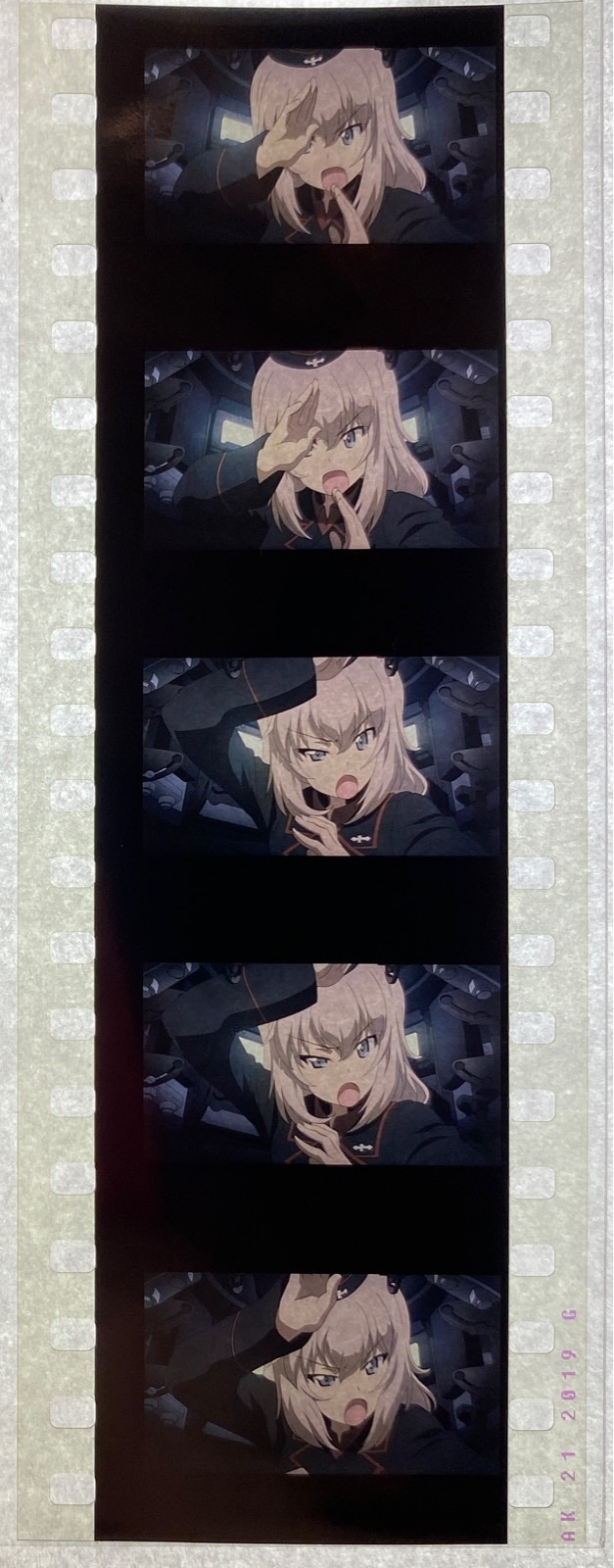 ガールズ パンツァー 最終章第3話 4週目 来場者特典フィルム 逸見エリカ 黒森峰女学園 動きあり てぇー まんだらけ Mandarake
