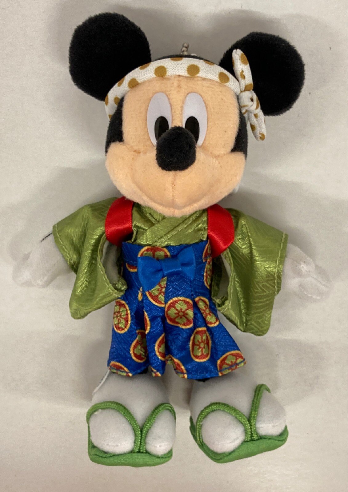 東京ディズニーリゾート ぬいぐるみバッジ ミッキー 着物 鉢巻 お正月 巳年 13 まんだらけ Mandarake
