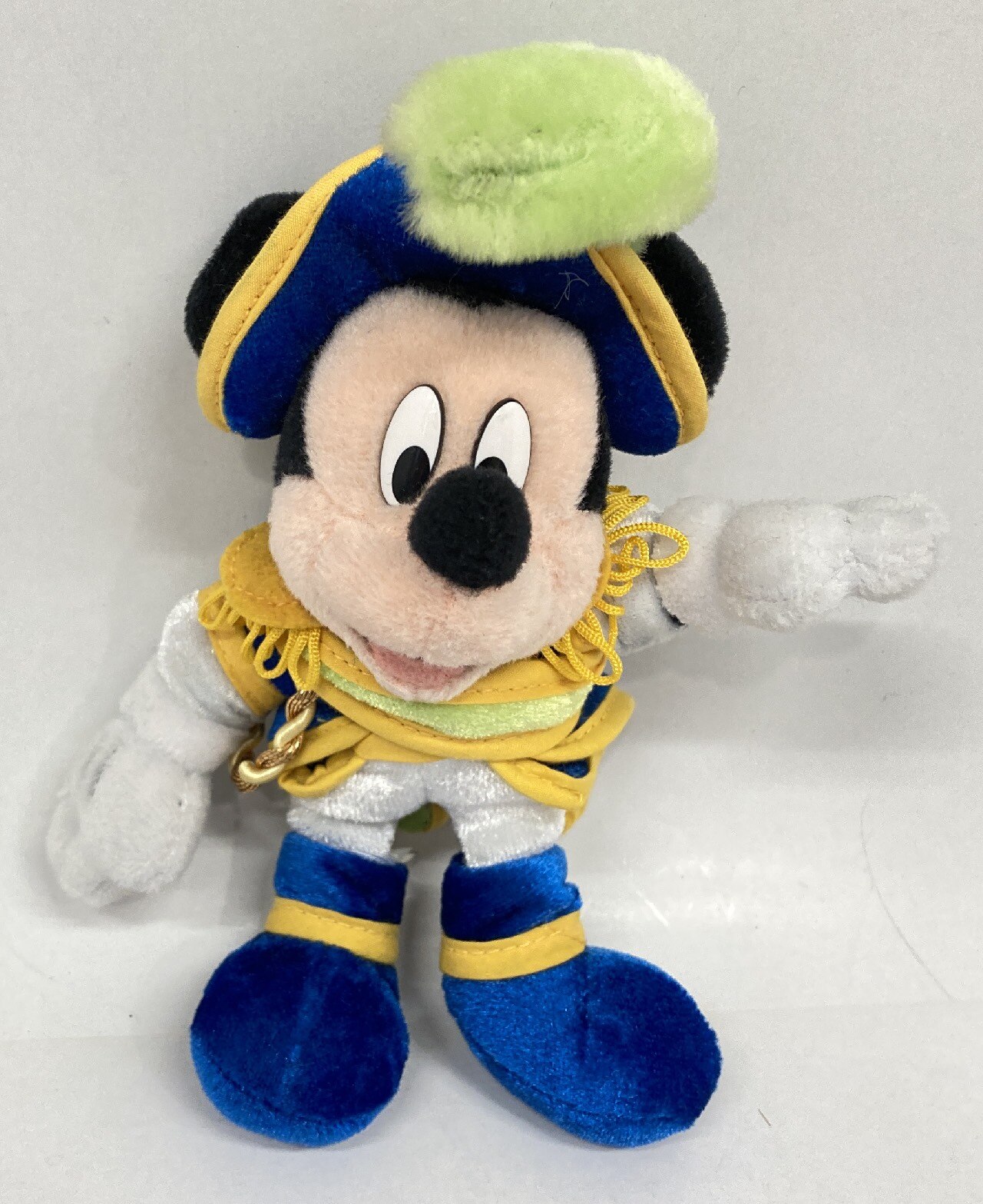 レア東京ディズニーシー ミッキー キャストメンバーエディション 2001 Tokyo Disney Sea Grand Opening Cast Member Exclusive Mickey