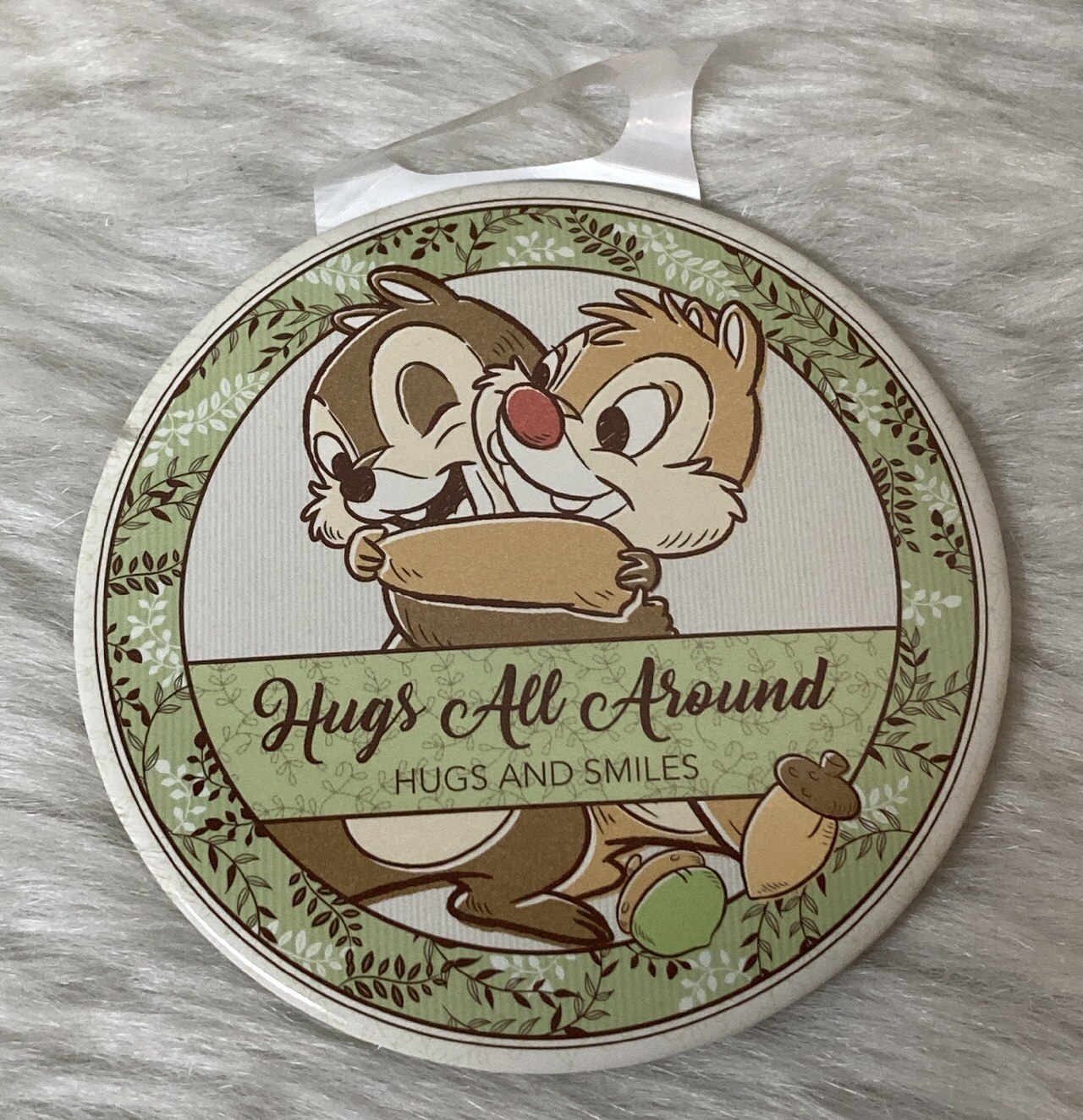 ディズニーストア 缶バッジ チップ デール Hug Hugs And Smile まんだらけ Mandarake