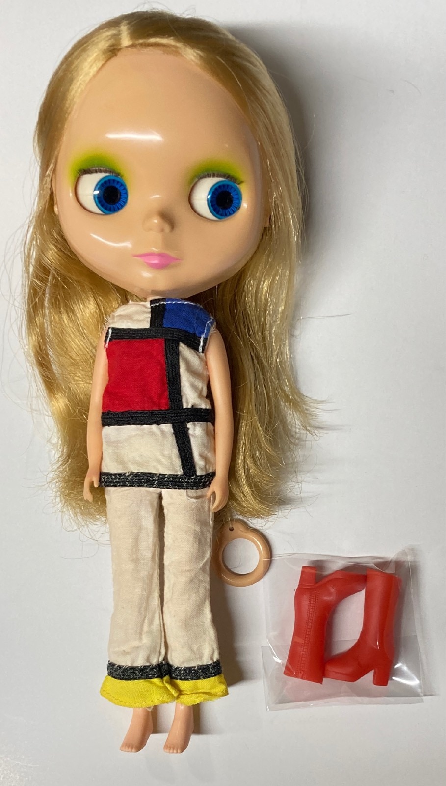 Blythe mondrian sales