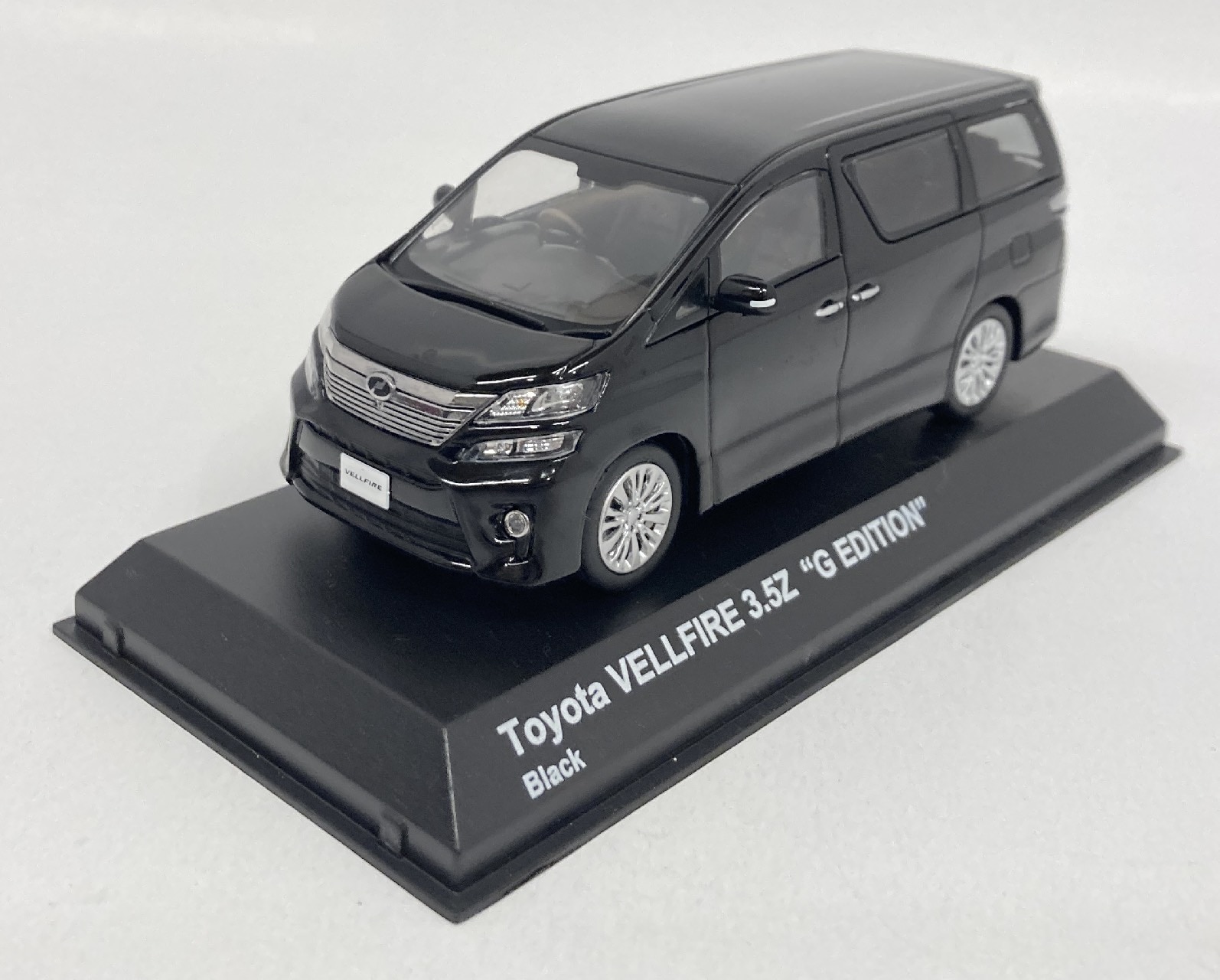 京商 1/43 Toyota VELLFIRE 3.5Z G Edition Black 03661BK