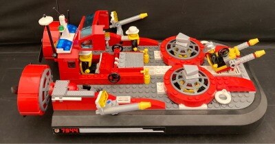 Lego CITY Fire Hovercraft 7944 | ありある | まんだらけ MANDARAKE