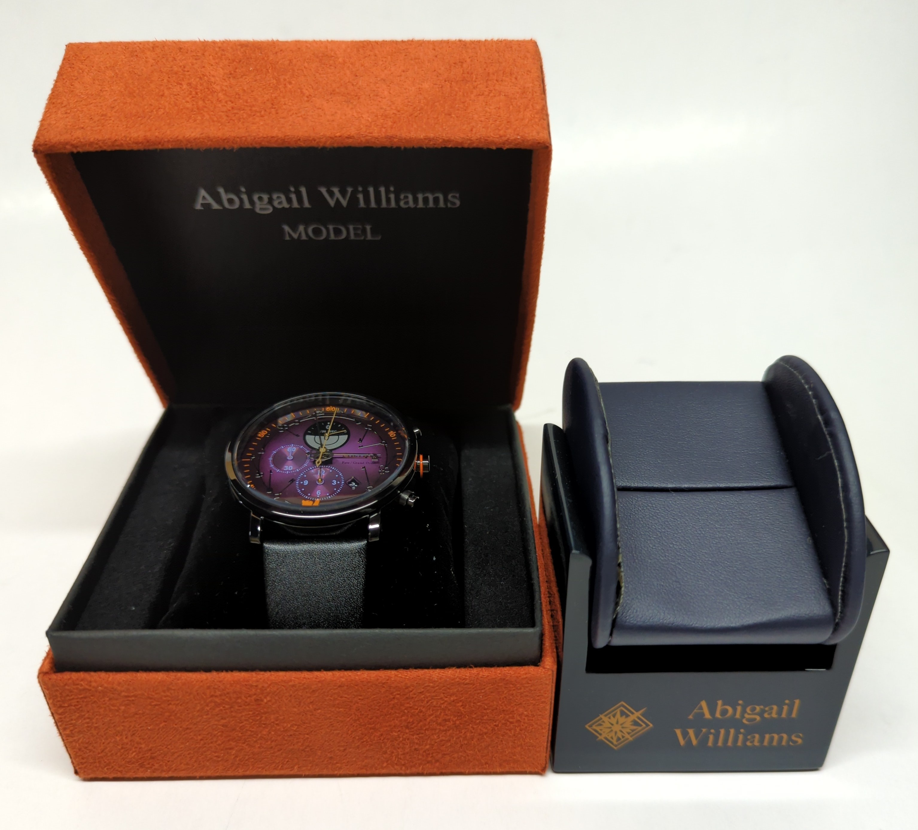 スタンドも別で購入しましたSEIKO×FGO 腕時計 アビゲイル・ウィリアムズ　ウォッチスタンドセット