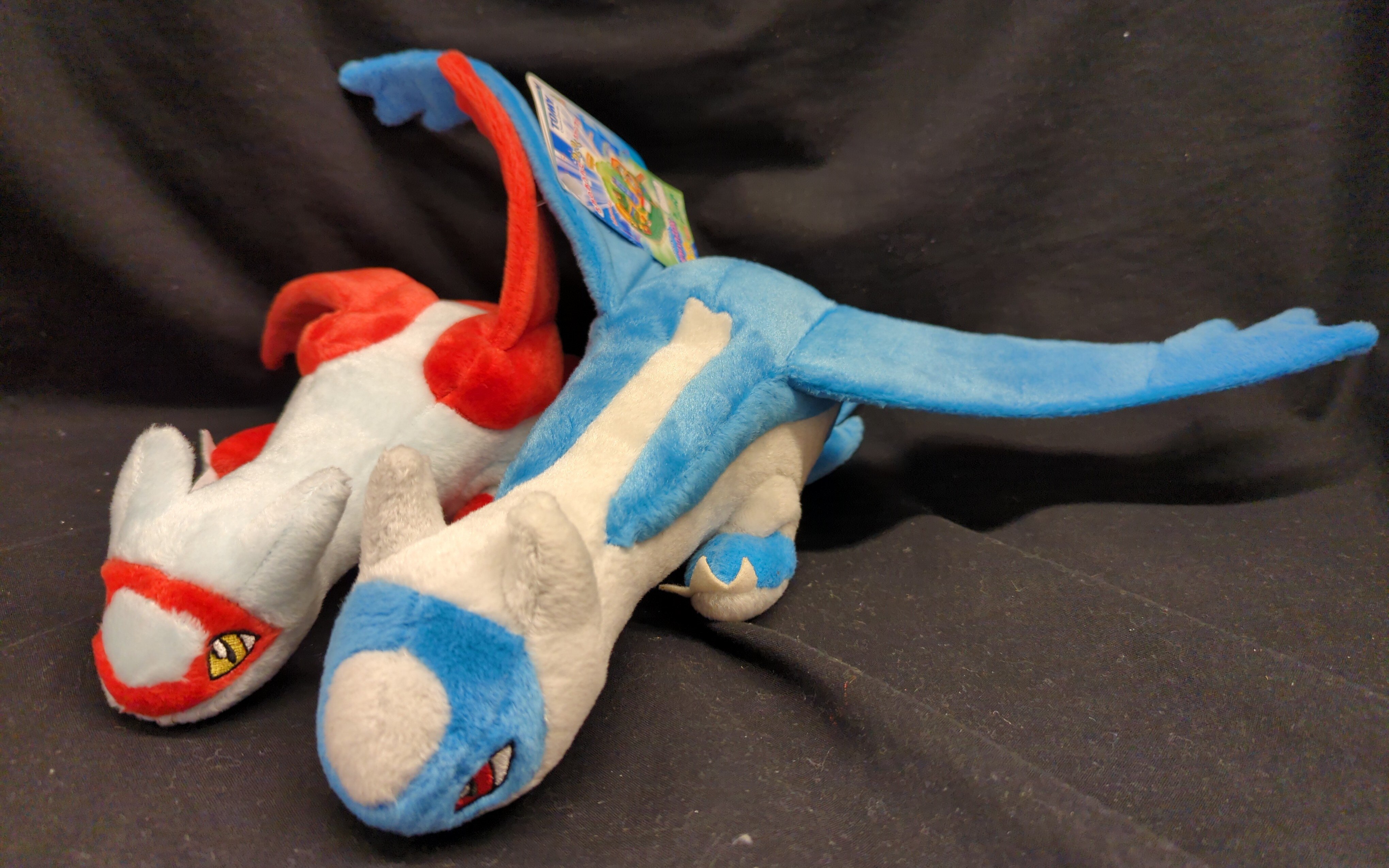 Tomy Pokemon Pair Plush Stuffed Toy Pokemon Latios and Latias