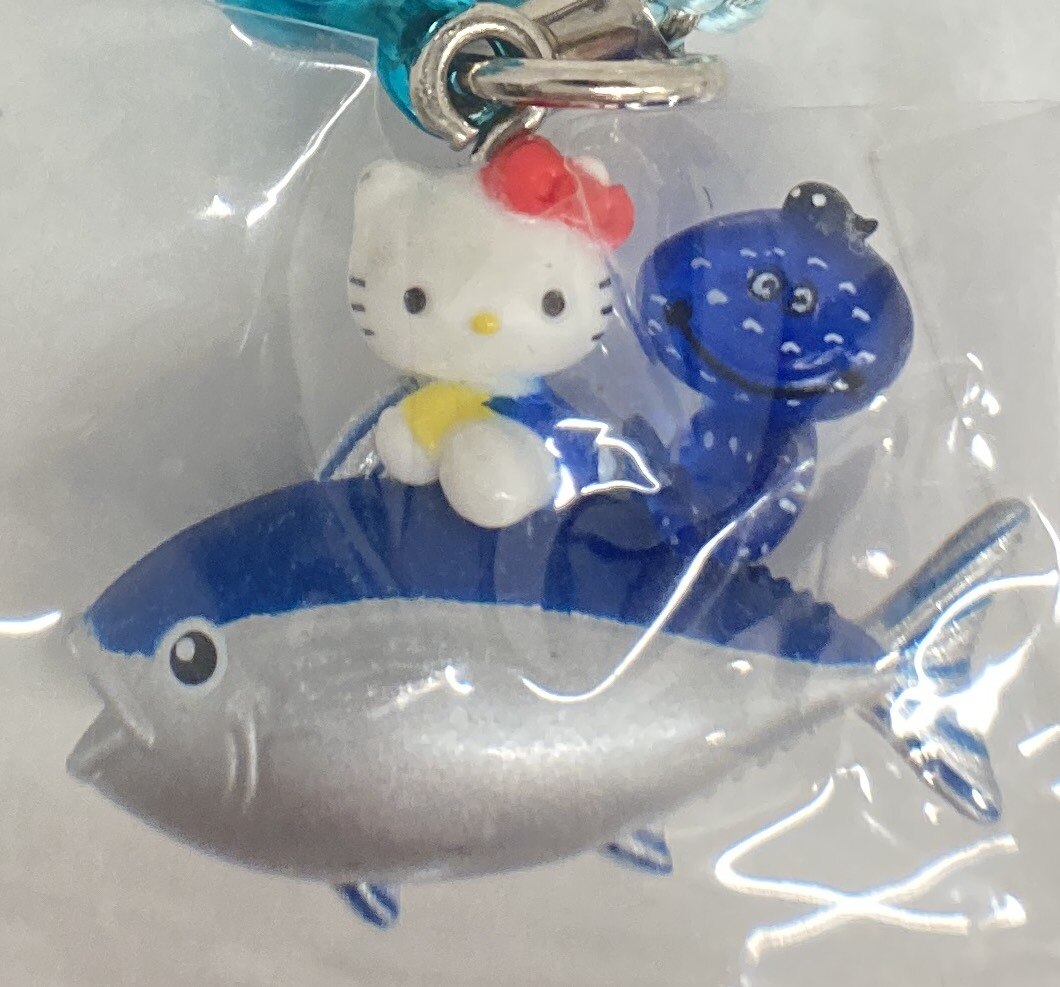 から厳選した キティ海のなかまたちぶらぶら根付け イルカ（ハローキティ「海 ハローキティ